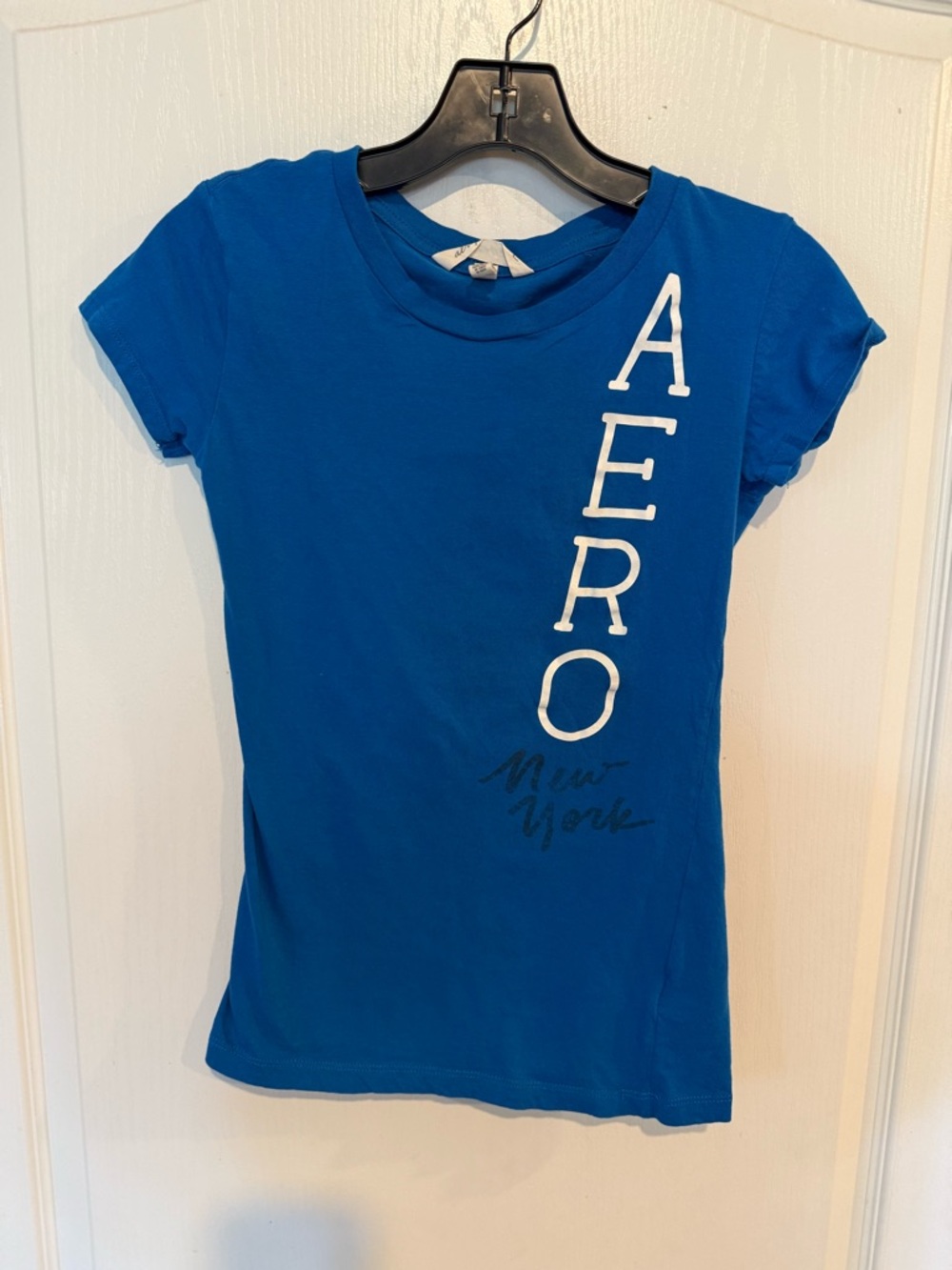 Aeropostale blue short-sleeve y2k 2000s cotton graphic t-shirt small
